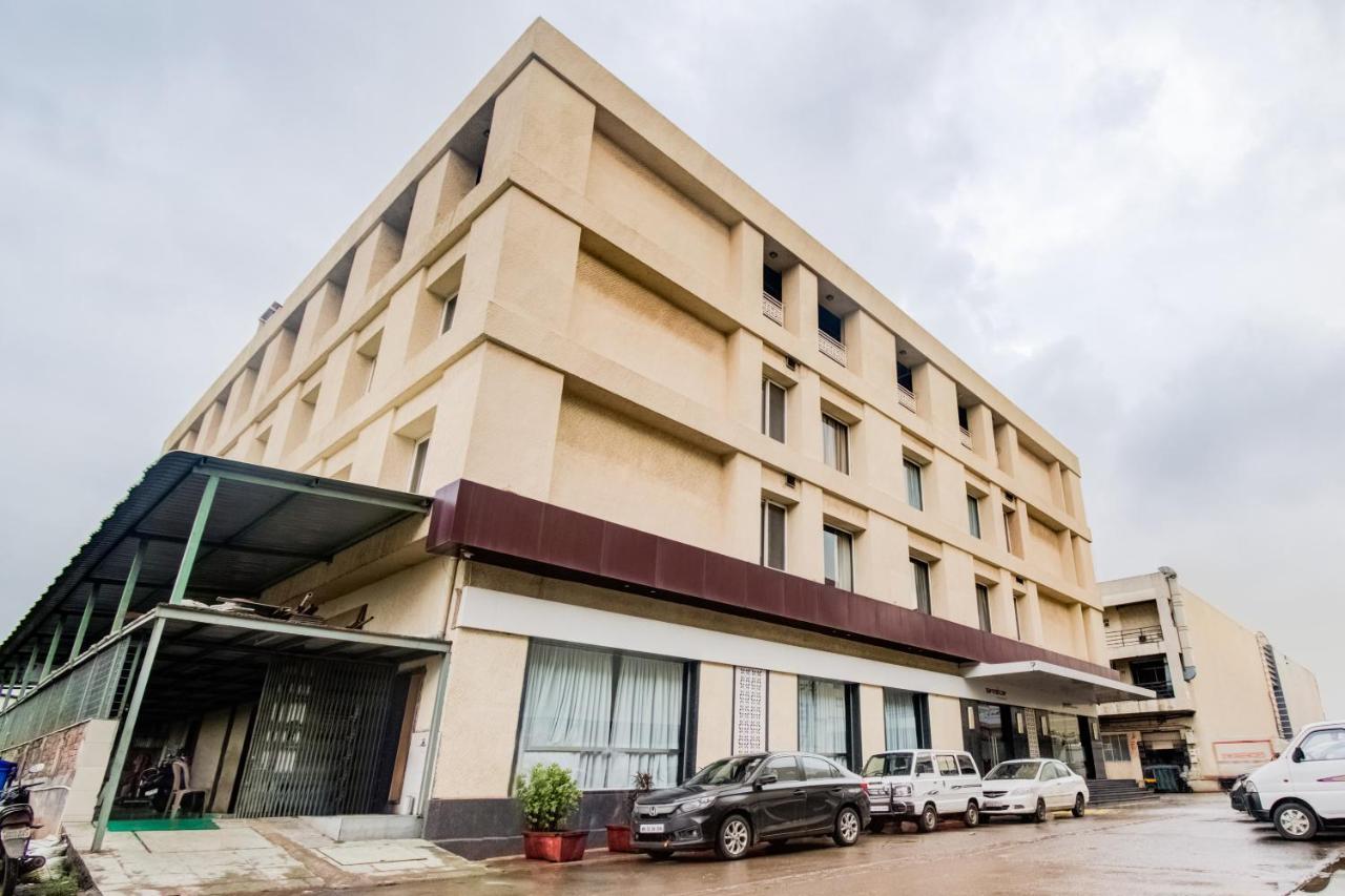 Gopalas Residency Kalyan-Bhiwandi Екстер'єр фото